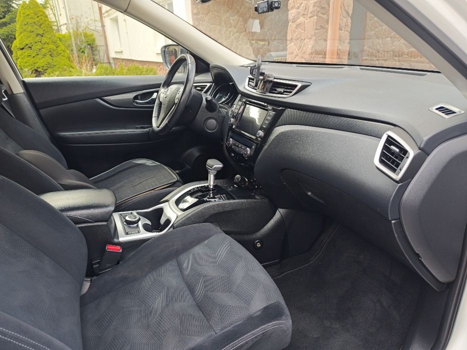 Автомобіль Nissan x trail t32 , 2016 рік 4х4