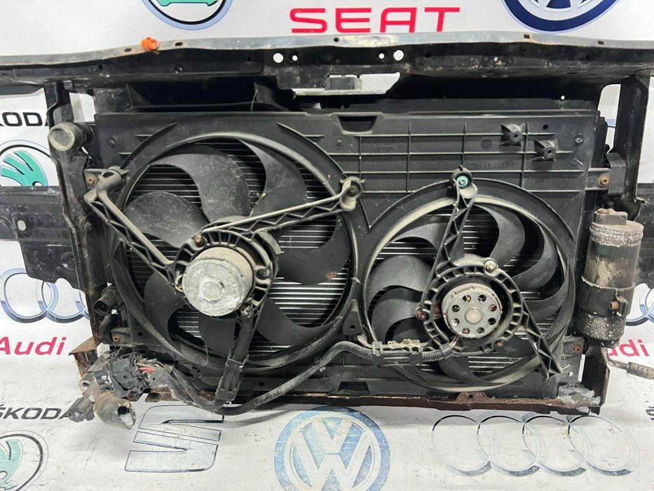 Телевізор установочна панель Skoda Octavia Tur Шкода Октавія Тур