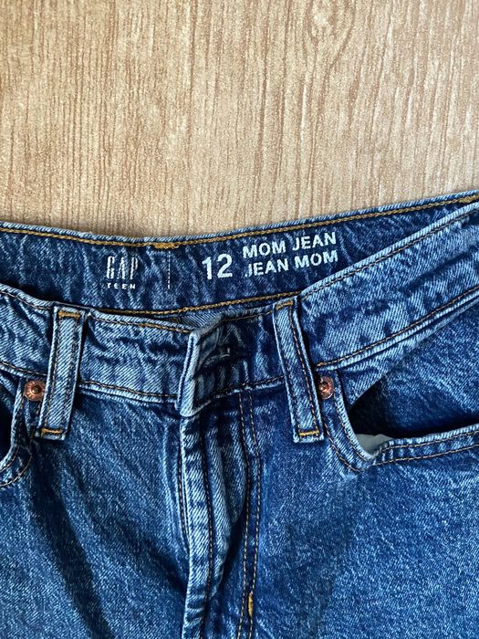 Джинси GAP -  Мом (12)