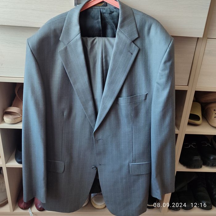 Продам  мужской костюм двойка ,размер 60