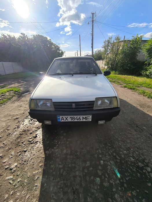 Продам ваз 21099