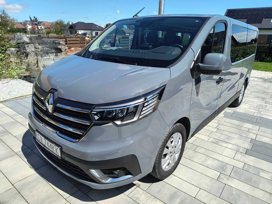 Wynajem busa 9 osobowego komfortowe busy kat B wakacje ferie Europa