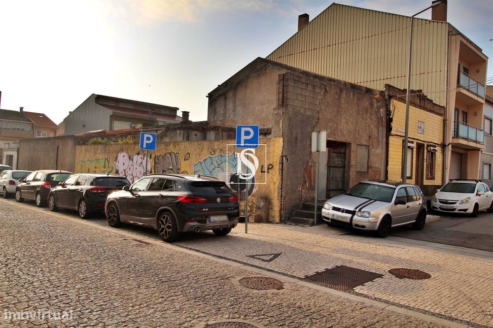 Land for Construction for Sale in Póvoa de Varzim, Beiriz and Argivai