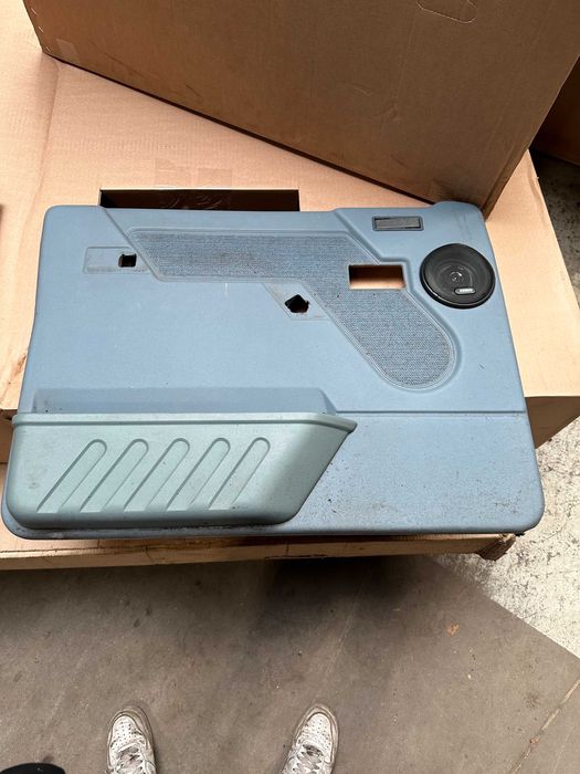 Land Rover Discovery 200 forras azul interior 3 portas