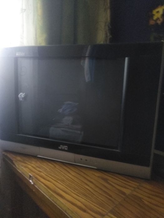 Продам телевизор JVC musee