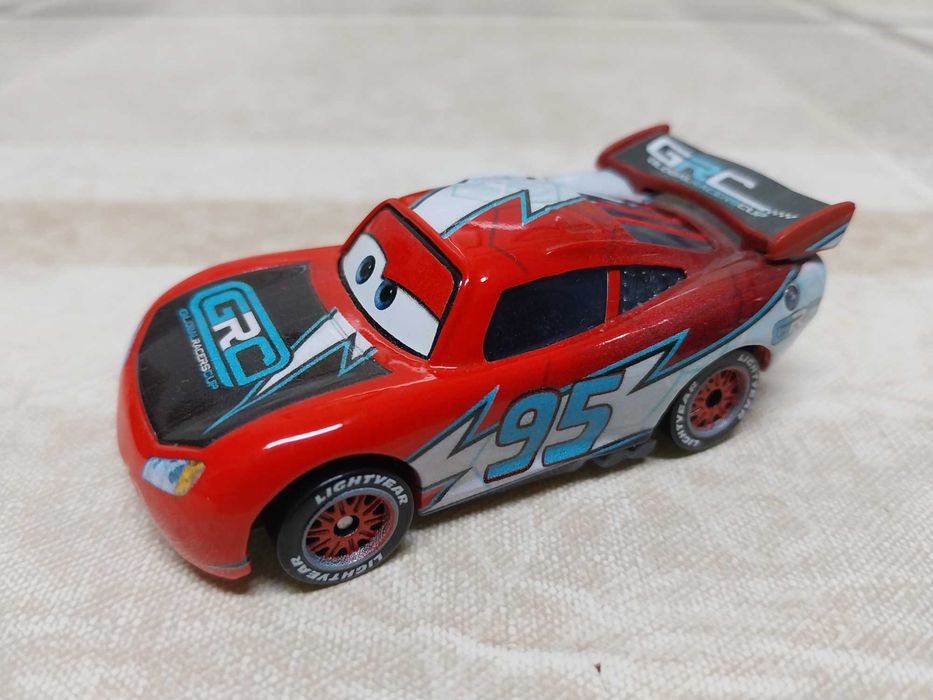 Cars / Disney / Pixar – LIGHTNING MCQUEEN #95 - GRC