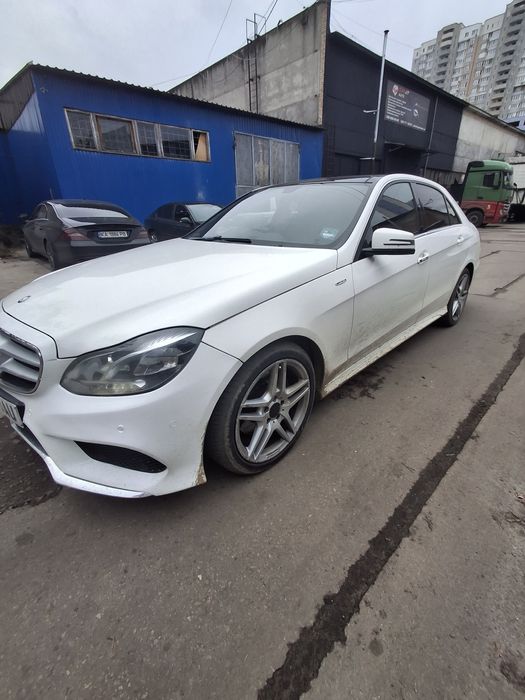 Лобове скло Mercedes w212