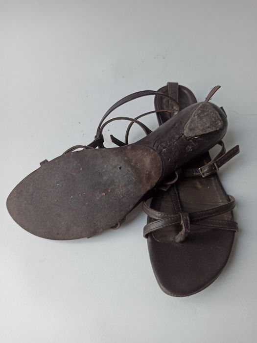 Sapatos/ Sabrinas/ Sandálias