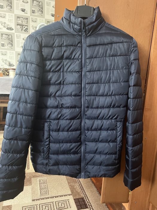 Чоловіча куртка в гарному стані не підійшов розмір