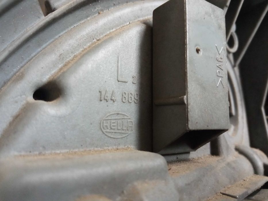 Фари фары передні Mercedes W210  95-02 Hella Мерседес 144869 144870