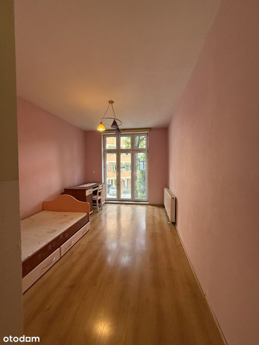 Duze Mieszkanie Na Parterze