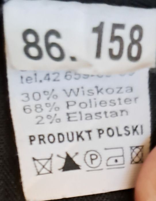 Garnitur nowy młodzieżowo  męski koloru granatowego