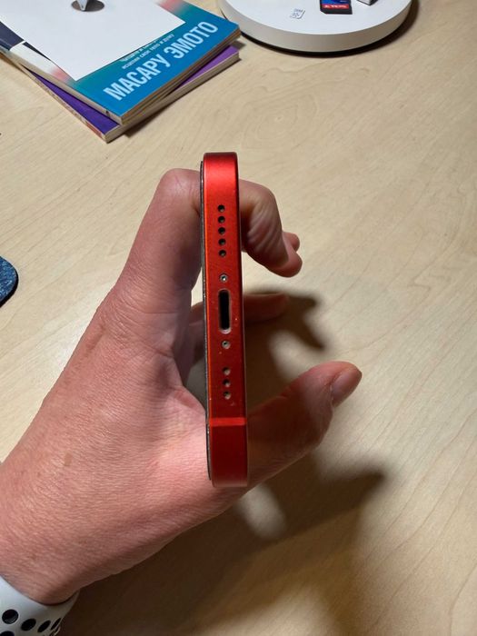 iPhone 12 128 ГБ — відмінний стан, АКБ 80%