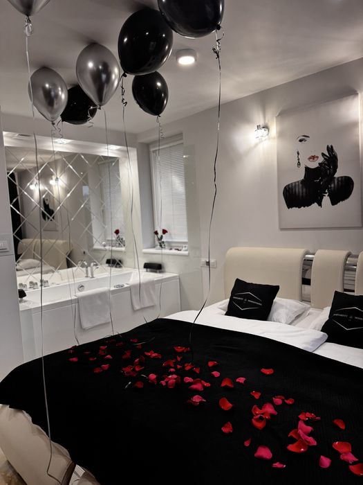 Apartamenty Pokoje Doba Noc Godziny / dłuższy wynajem