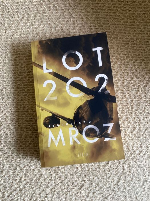 Remigiusz  Mróz Lot 202