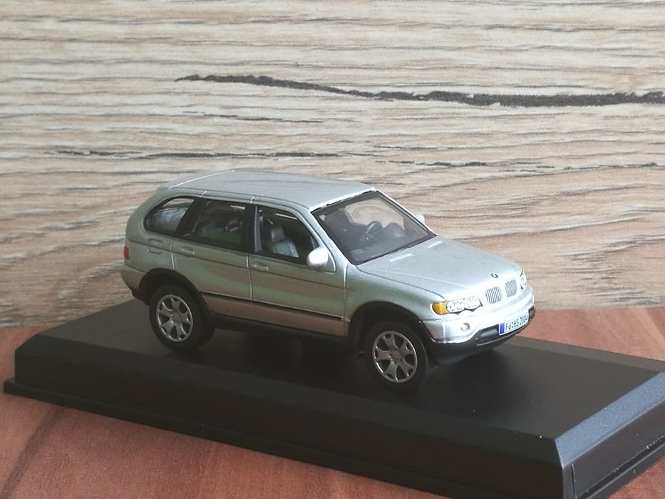 BMW X5 (E53) High Speed 1/64
