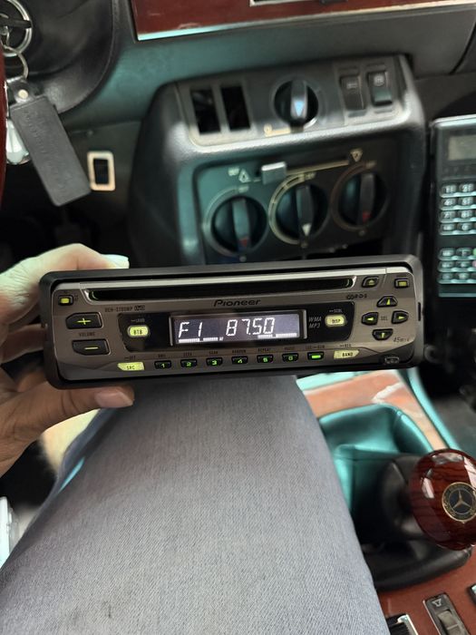 Radio Pioneer CD DEH-3700MP