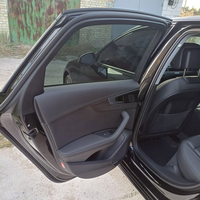 Продам Audi A4 b9 2023