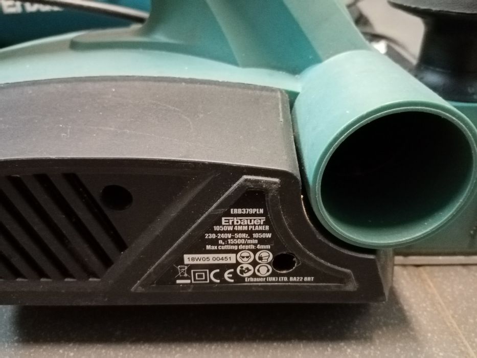 Strug elektryczny erbauer