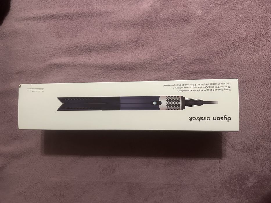 Фен выпрямитель для волос (Dyson Airstrait).