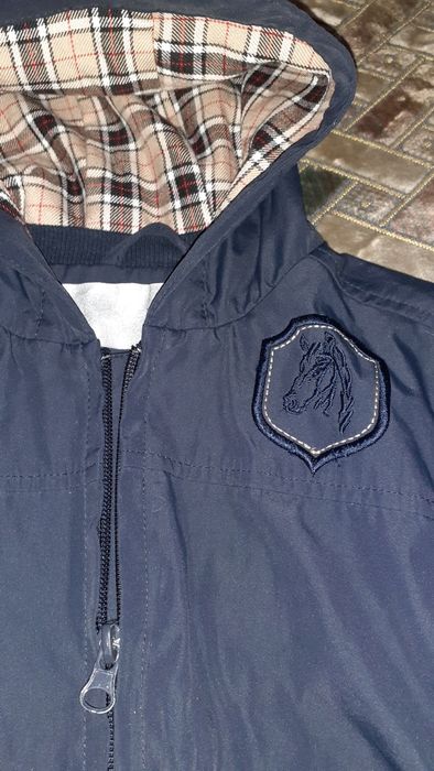 Детская ветровка, 98 рост, б/у  2,5 - 3 года, стильная!