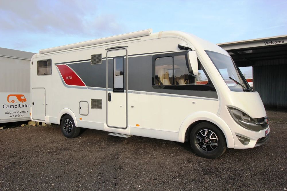 Burstner Ixeo I 728 G *CAMAS GÉMEAS + BASCULANTE*