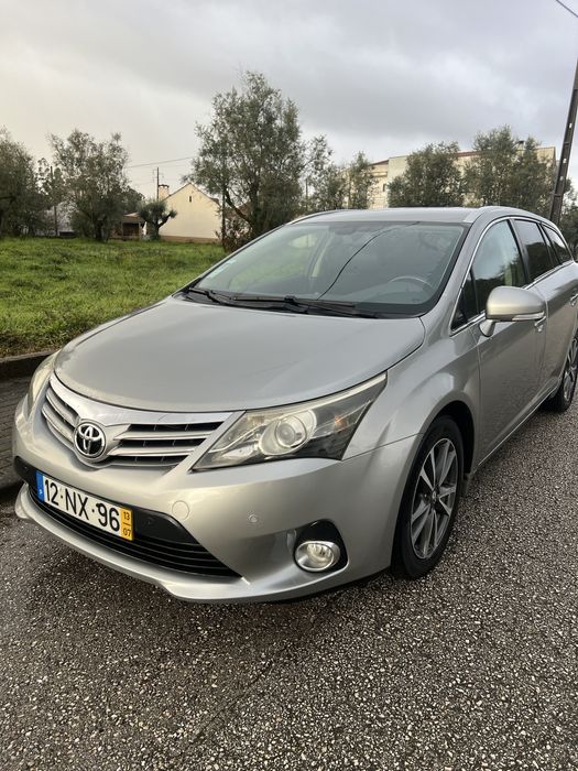 Totyota Avensis SW Luxury GPS disel