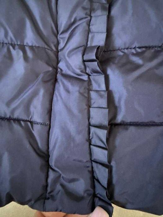 Стильна курточка на дівчинку