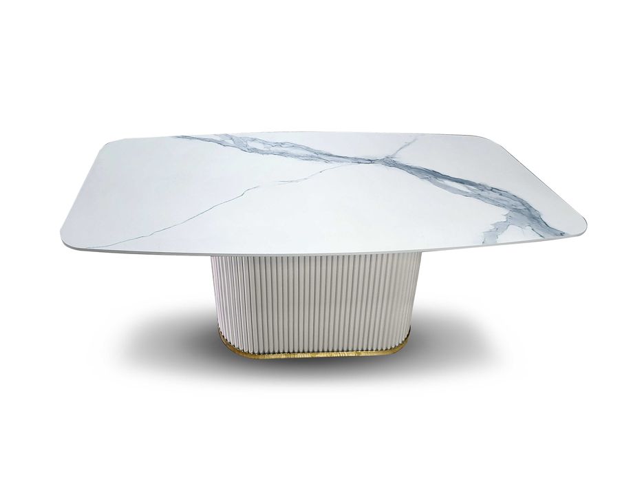 Stoły z włoskiego spieku kwarcowego