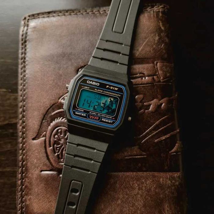 Casio F91W Modificado – Edição Batman, Novo