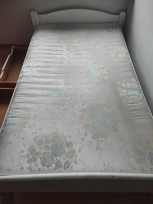 Łóżko wymiar 120x200