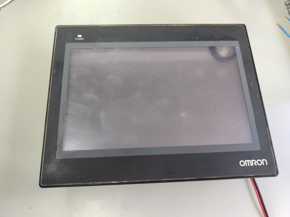 Consola HMI NB 10" OMRON