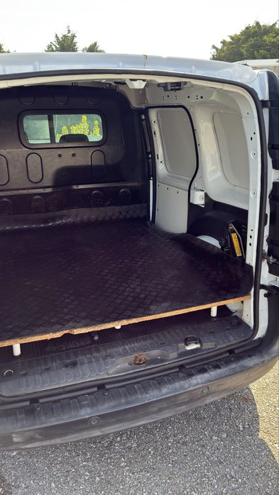 Impecável Kangoo 3L