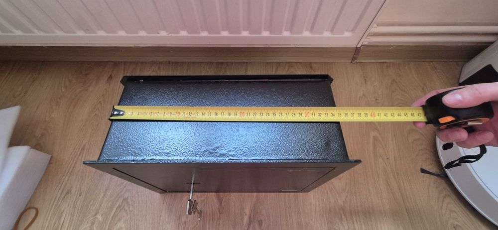 Sejf biurkowy  domowy