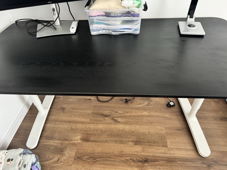 Biurko Bekant ikea