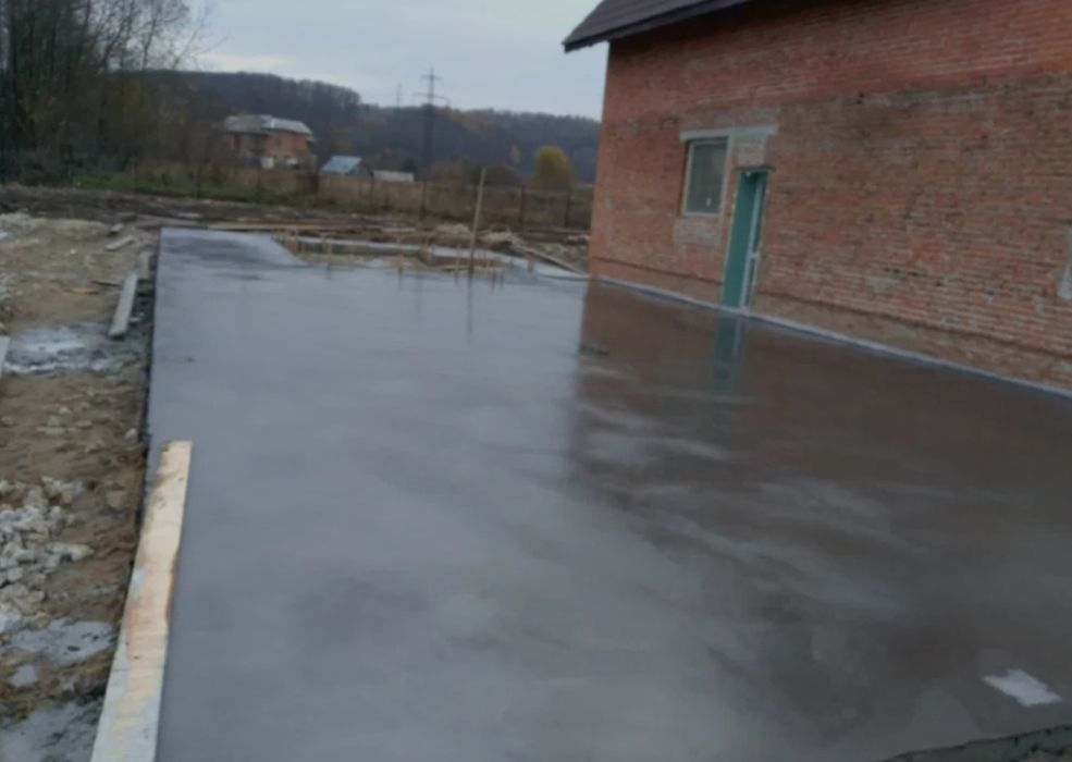 Бетоні роботи ,тераси,вимоцення фундаменти моноліт дренажі