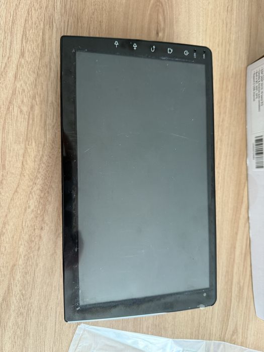 Универсальная магнитола с пультом 9016A, диагональ 9'' ОС Android 12 (4+32) With ips Carply