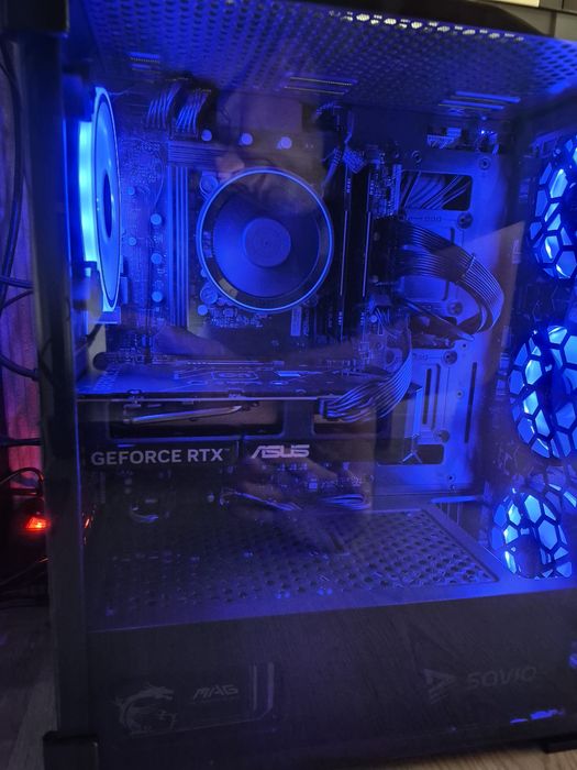 Komputer gamingowy-RTX5060ti 16 Mb-32RAM-2TSSD-MOCNY! Jak NOWY!