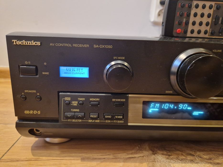 Amplituner technics sa dx 1050 + orginalny pilot