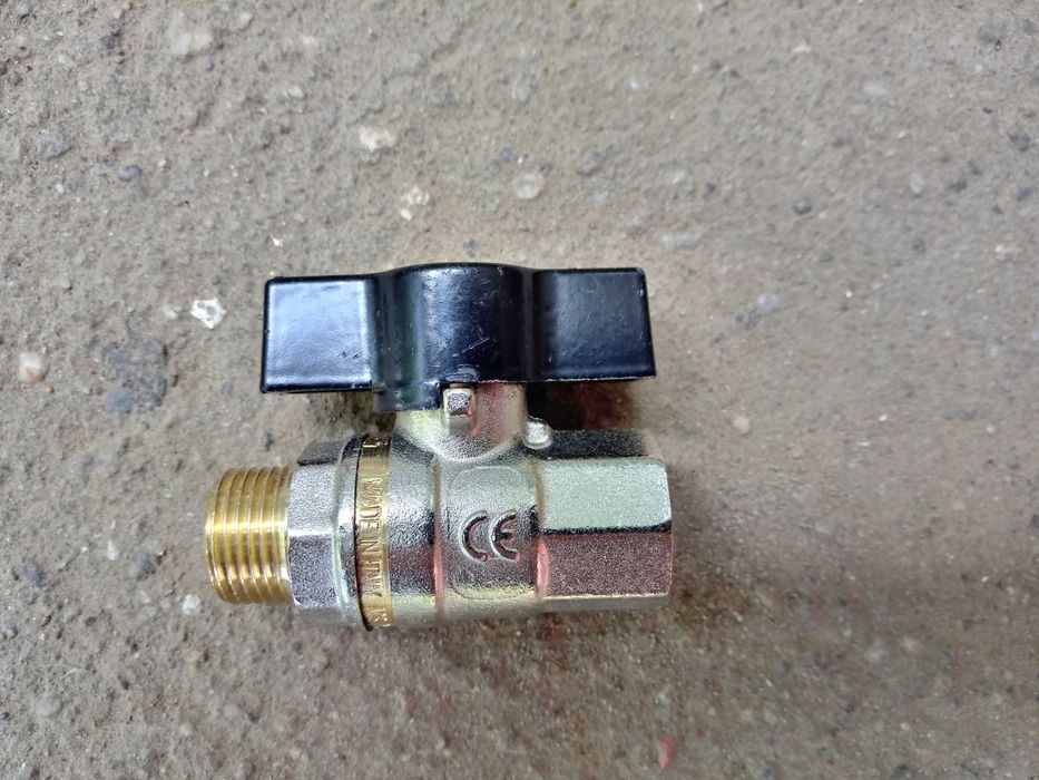 Кран Aster (1/4", 3/8", 1/2")