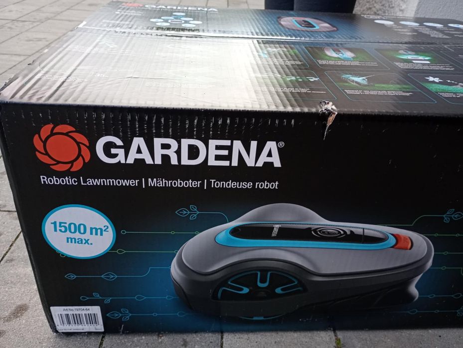 Robot koszący kosiarka Gardena smart sileno life lona 1500 m2