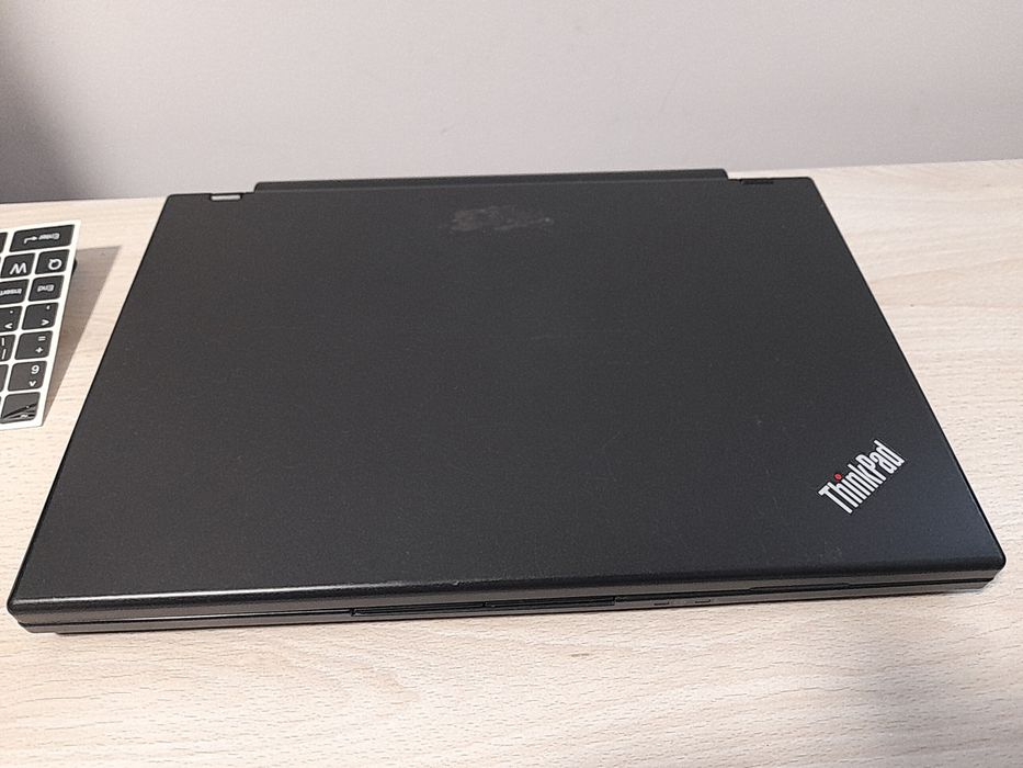 Thinkpad x100e sprawny bez klapki(nie chromebook!!)