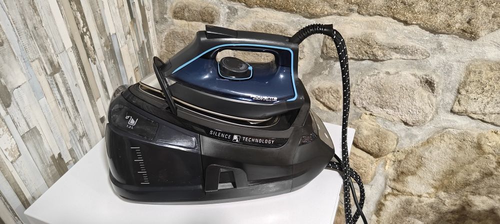 Rowenta Silence Steam Pro - Ferro a Vapor Profissional