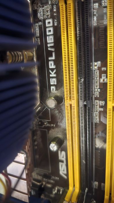 Komputer z uszkodzona karta graficzna