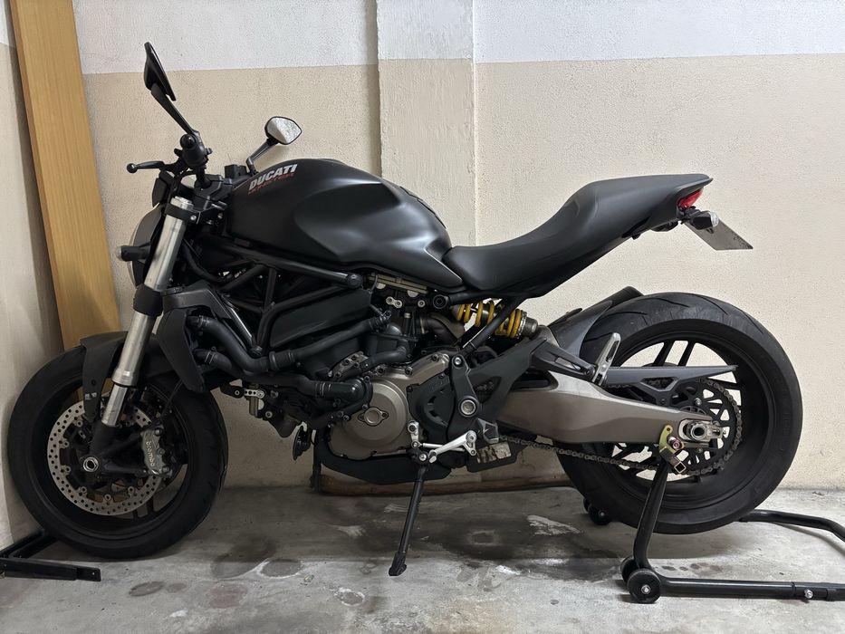 Ducati Monster 821