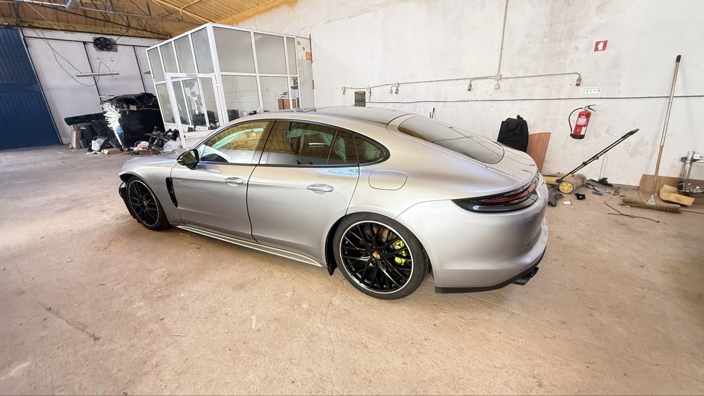 Porsche panamera 4 e hybrid Nacional a trabalhar e andar
