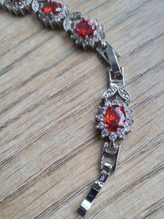 Piękna kobieca bransoletka 925