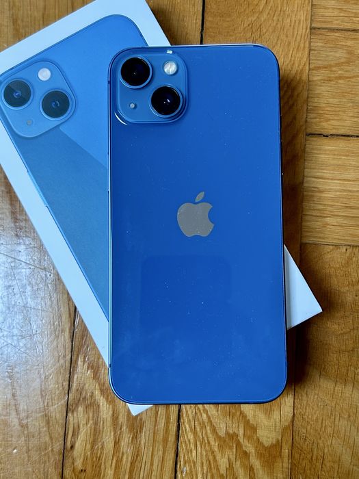 Telefon iPhone 13 128gb bateria 72% duzo etui pełen komplet