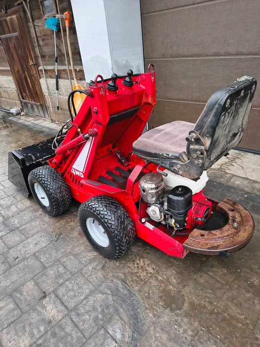 Mini ładowarka Avant