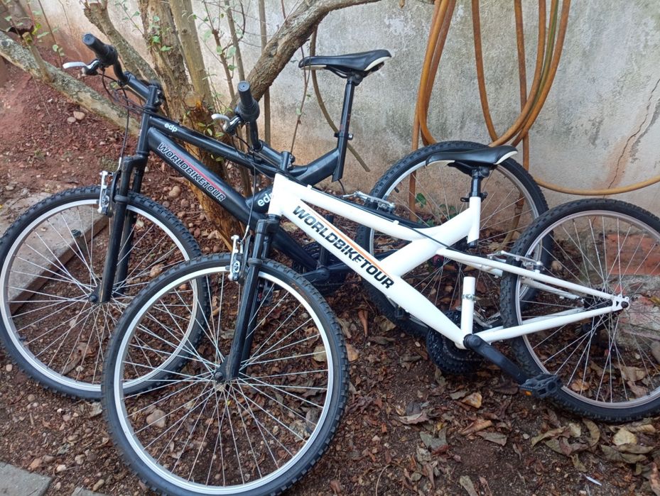 2 Bicicletas WBT World Bike Tour	Adulto -   Pouco Uso*